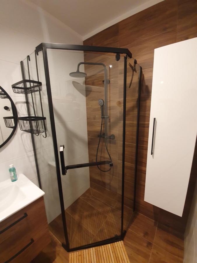 Apartament Number One Nova Wozownia 레스노 외부 사진
